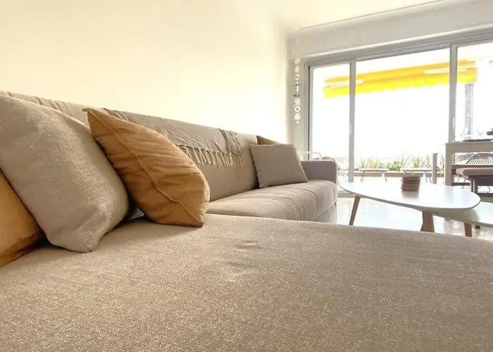 Апартаменты Le Soleil - Sea - Spacious - Hypercentre - Car Park *