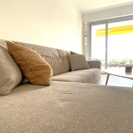 Le Soleil - Sea - Spacious - Hypercentre - Car Park Apartment Antibes
