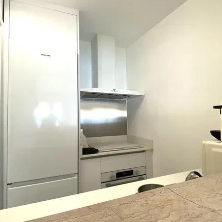 Apartment Le Soleil - Sea - Spacious - Hypercentre - Car Park Antibes