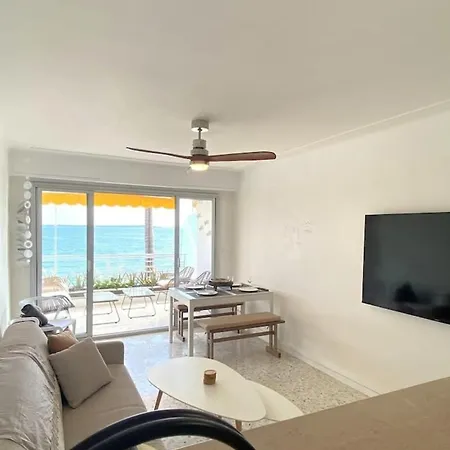 Le Soleil - Sea - Spacious - Hypercentre - Car Park Apartment