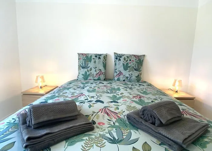 Le Soleil - Sea - Spacious - Hypercentre - Car Park Apartment Antibes