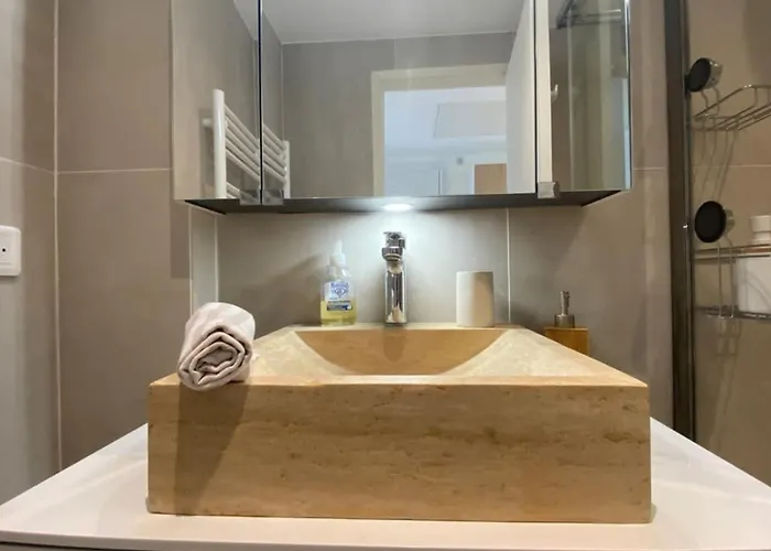 Le Soleil - Sea - Spacious - Hypercentre - Car Park * Antibes