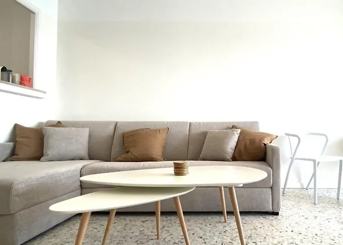 Le Soleil - Sea - Spacious - Hypercentre - Car Park Apartment Antibes